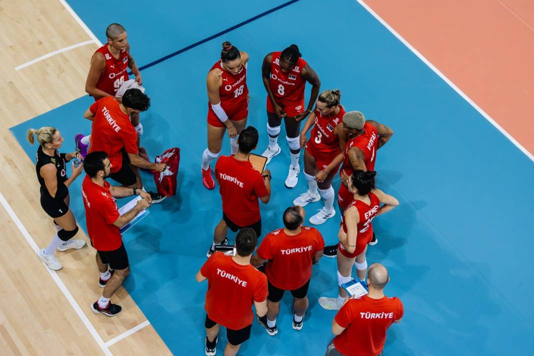 Zehra Güneş büyüledi: Dönüşü muhteşem oldu 5